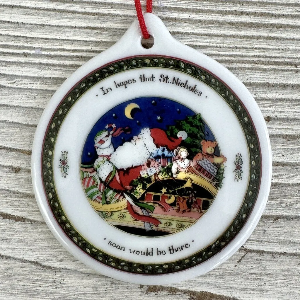 8 International China Ornaments “A Christmas Story” Porcelain 1996 Illustrated by Susan Winget w/Box /cb