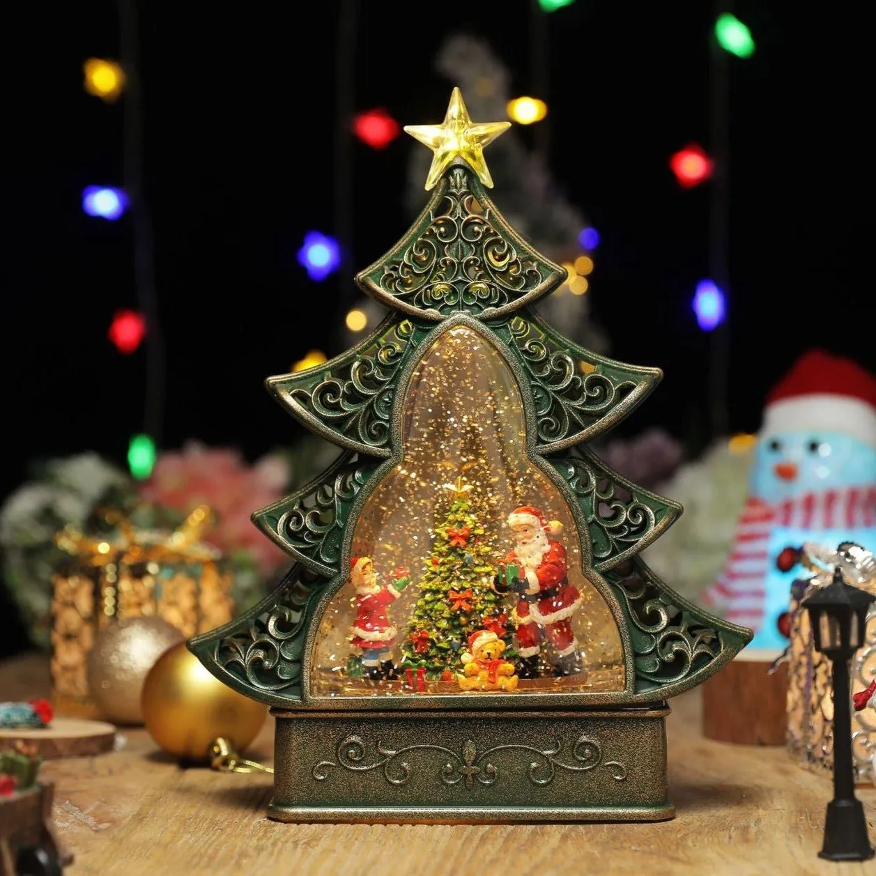 Christmas Tree Snow Globe