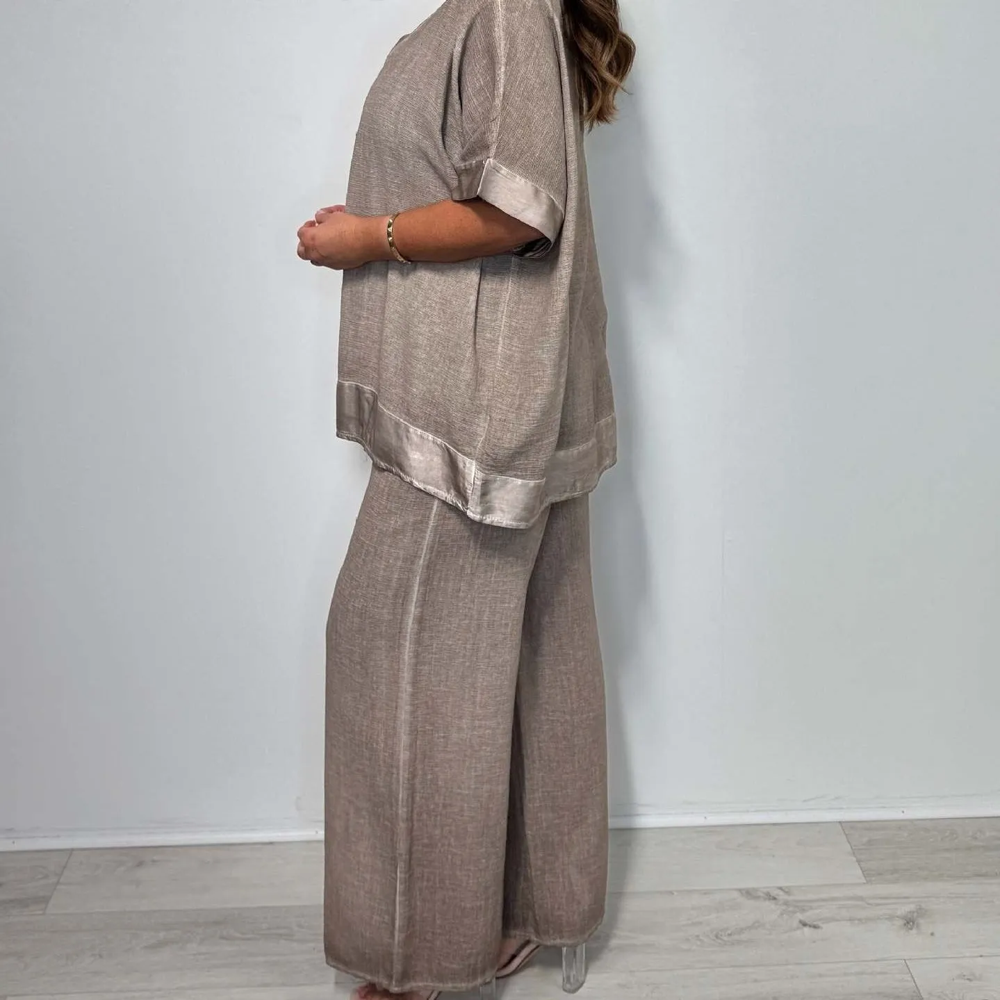 Limited Time Half Price OfferCasual V-Neck 2-Piece Set