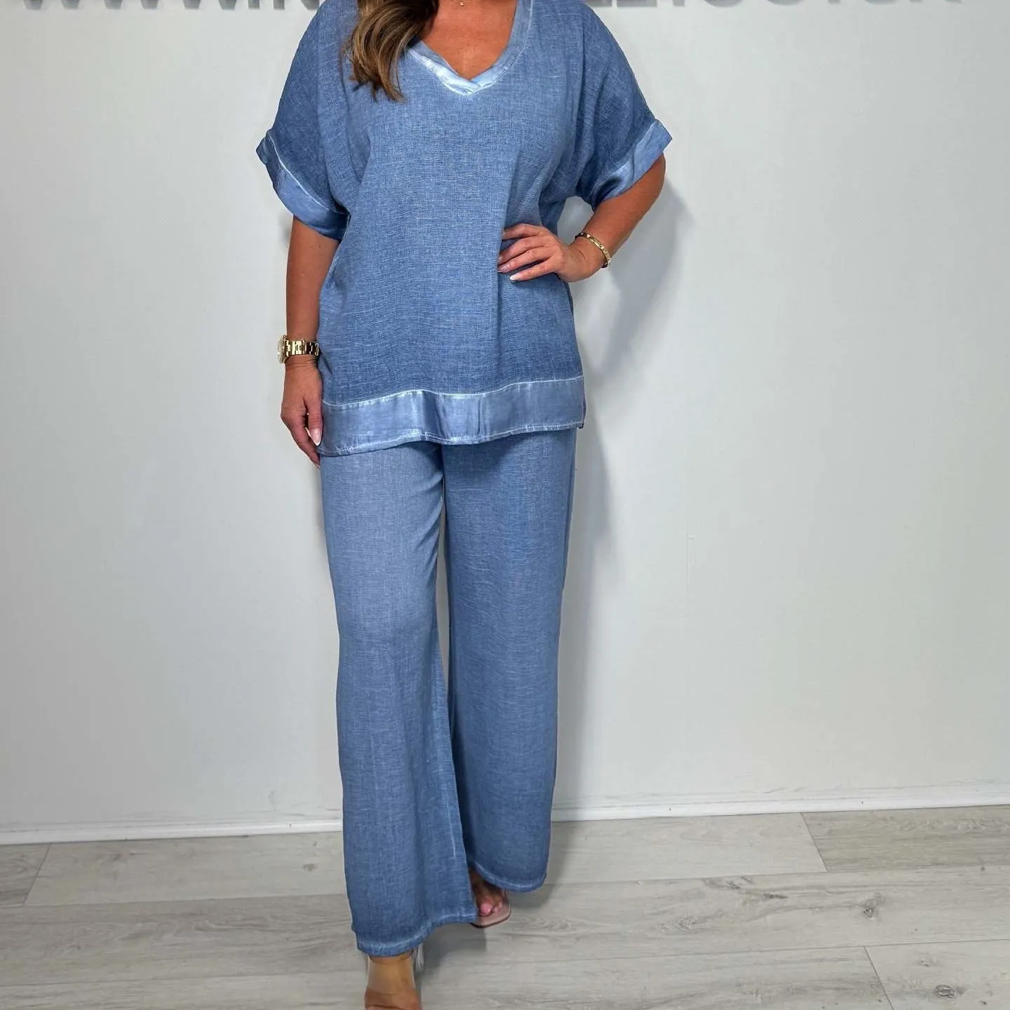 Limited Time Half Price OfferCasual V-Neck 2-Piece Set