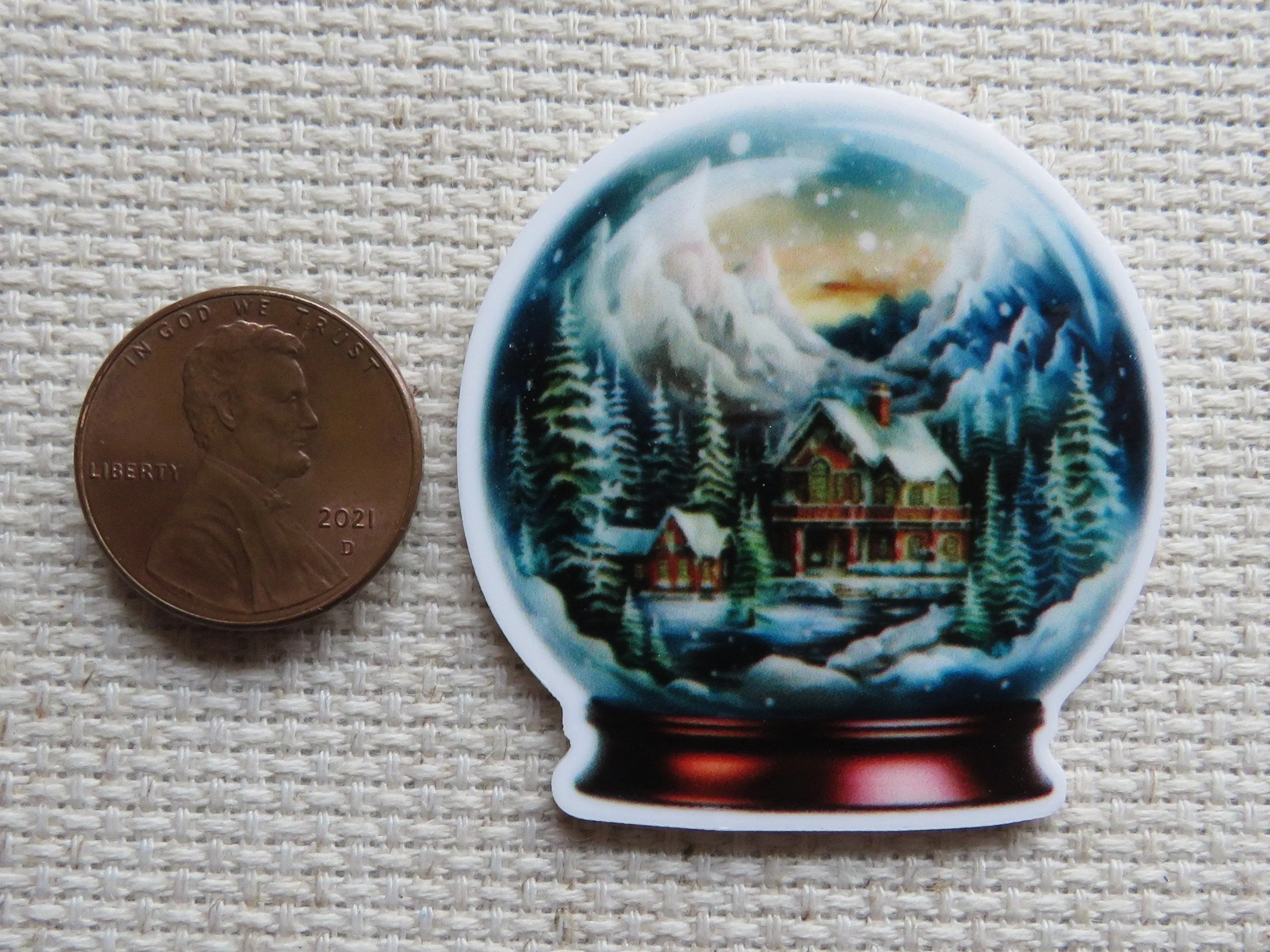 Mountain Home in a Snow Globe Needle Minder, Cover Minder, Magnet