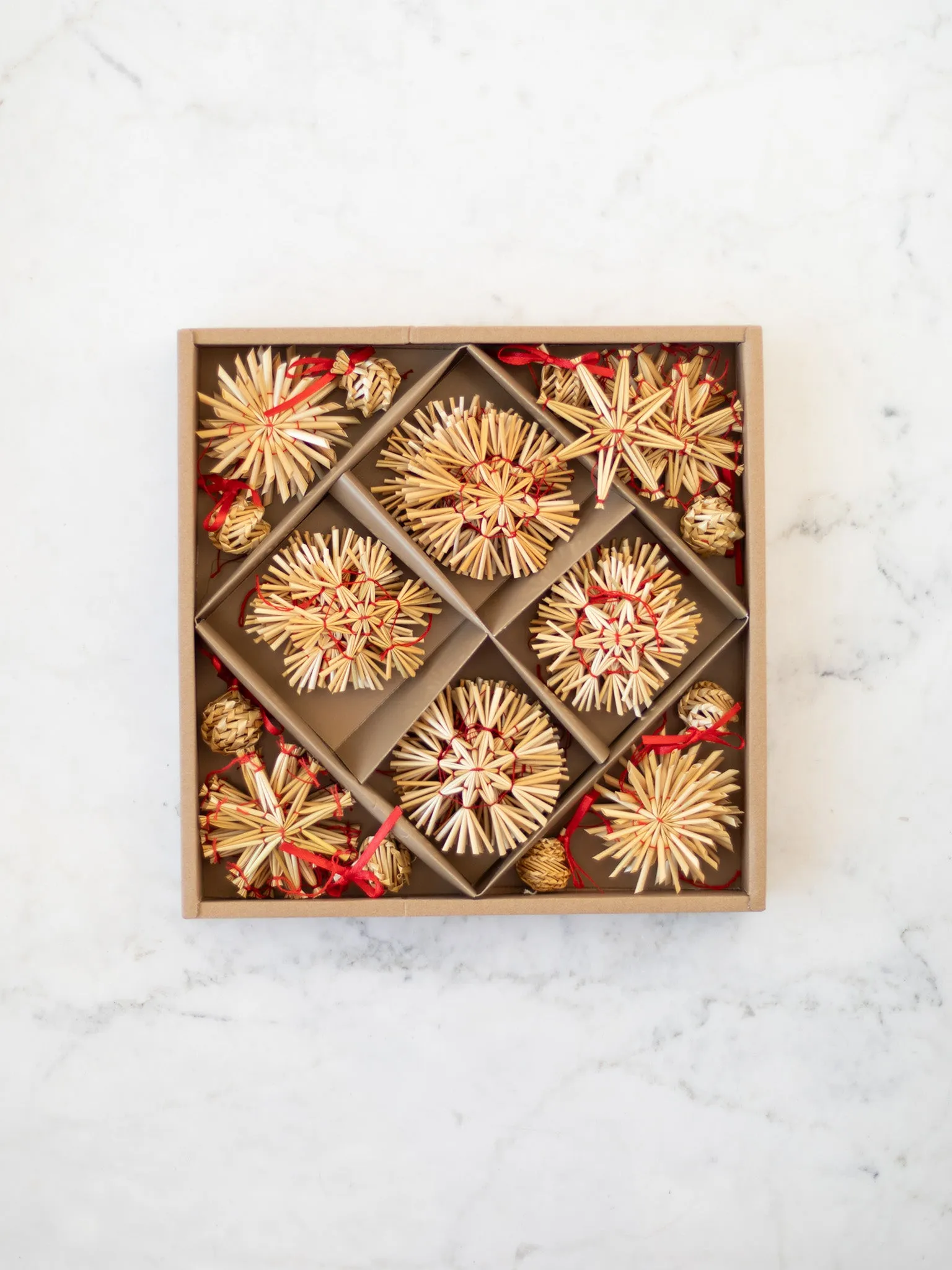 Straw Ornament Set Large