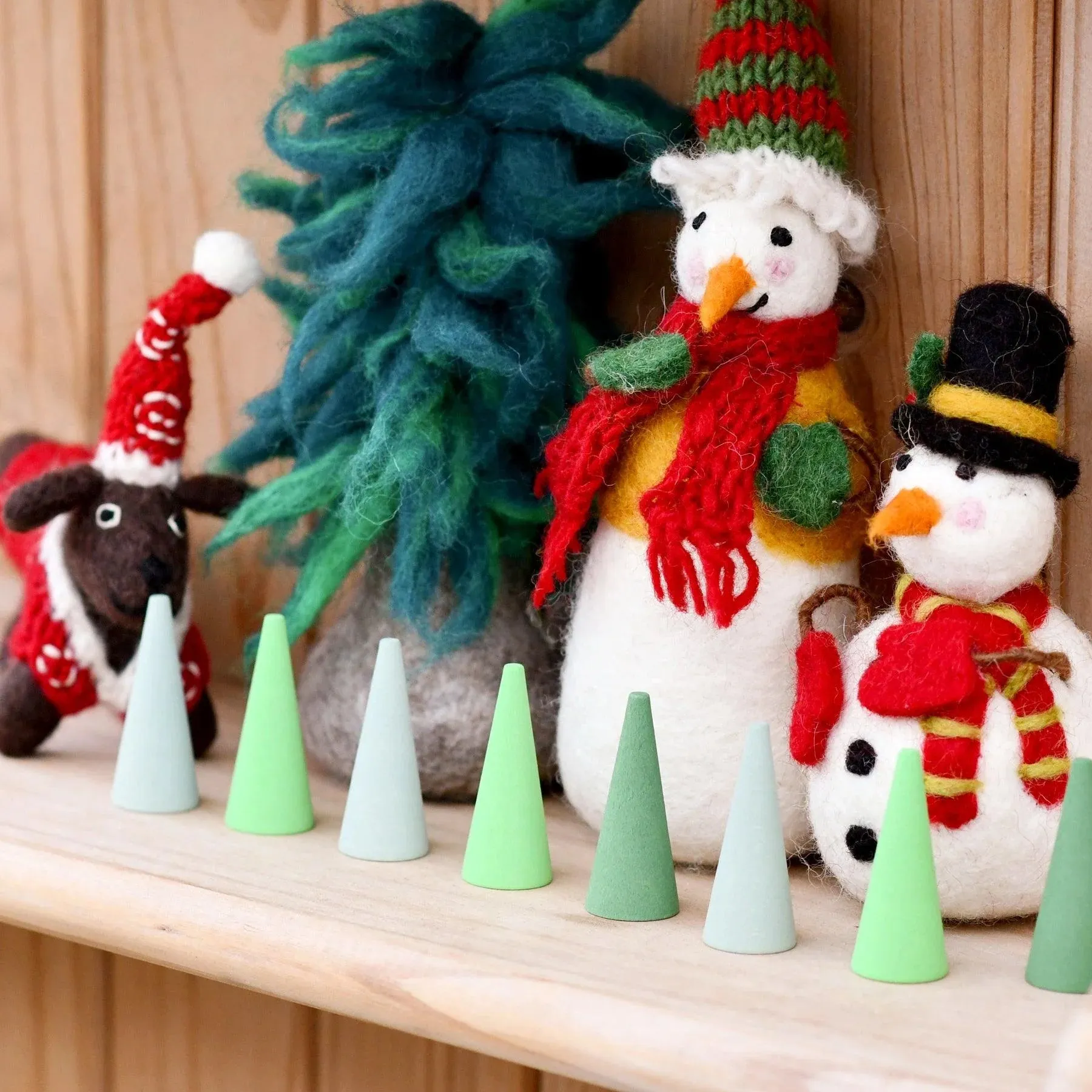 Tara Treasures Felt Snowman with Knitted Cap